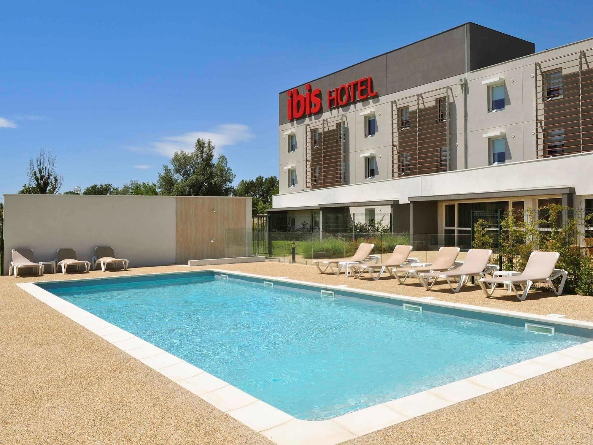 Ibis Istres Trigance Hotel Buitenkant foto
